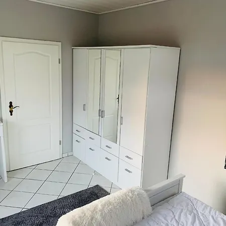 شقة Moderne Hundefreundliche Ferienwohnung Mit Balkon Und Blick Auf Den Nordseedeich Mit Wlan