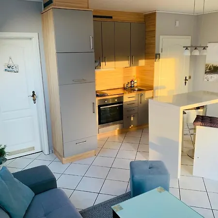 Moderne Hundefreundliche Ferienwohnung Mit Balkon Und Blick Auf Den Nordseedeich Mit Wlan فريادريتشسكوغ